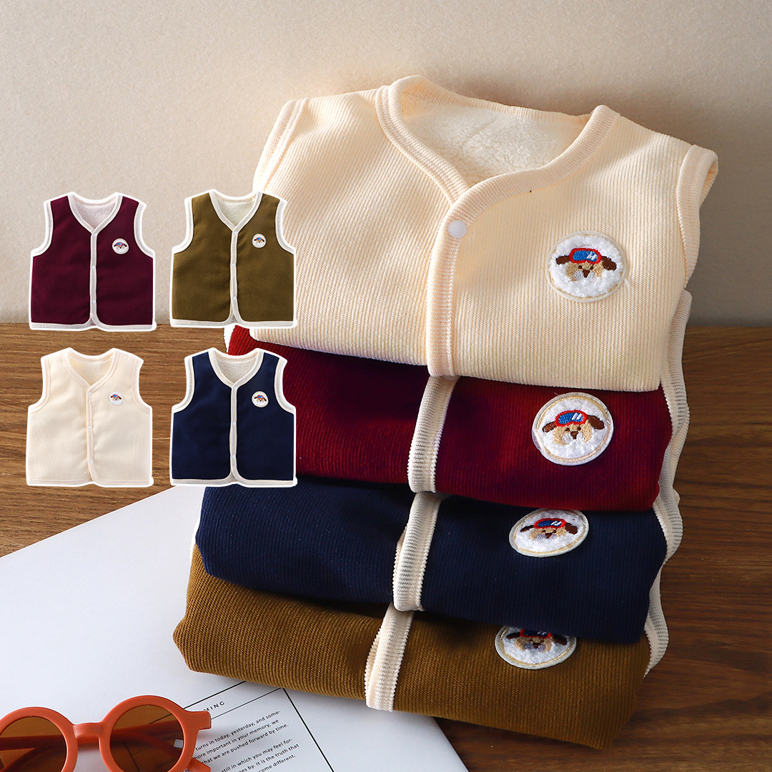 Knit Cardigan Infant - سترة أطفال مبطنة بطبقتين من الصوف